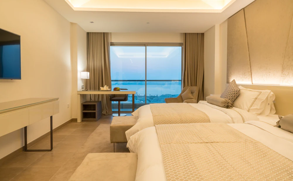 Deluxe City View Twin Room